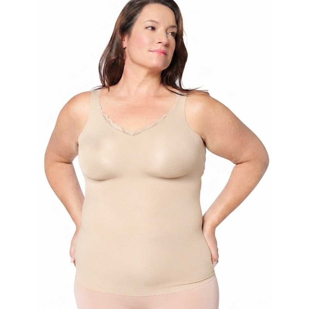 NWT Evelyn Bobbie Lace Trim V-Neck Seamless Bra Cami Women Medium Beige Slimming